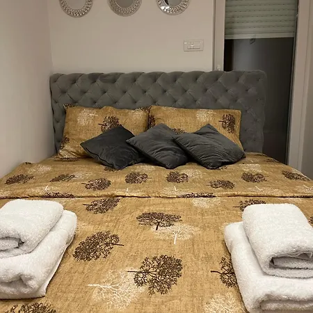 Apartment Golden Royal B