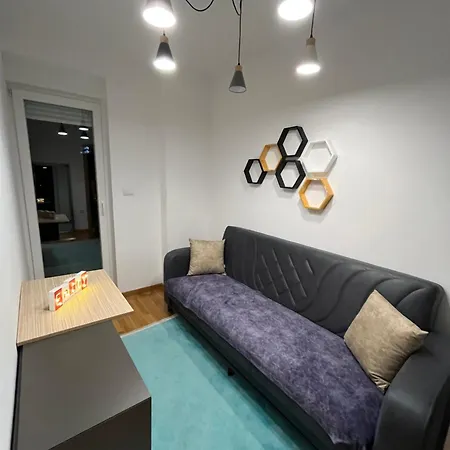 Apartment Golden Royal B *